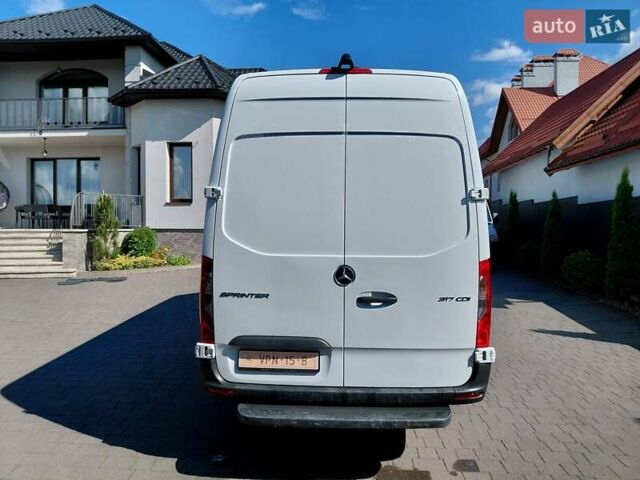 Мерседес Sprinter, объемом двигателя 0 л и пробегом 320 тыс. км за 30881 $, фото 5 на Automoto.ua