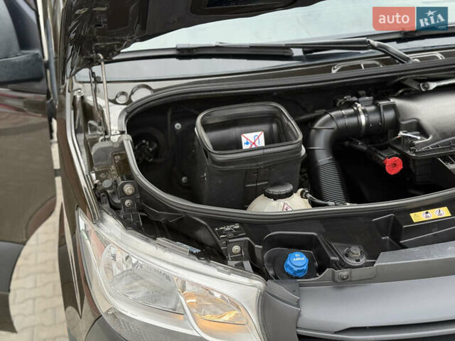 Мерседес Sprinter, объемом двигателя 2.2 л и пробегом 225 тыс. км за 25900 $, фото 30 на Automoto.ua