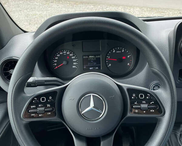 Мерседес Sprinter, объемом двигателя 0 л и пробегом 301 тыс. км за 30500 $, фото 9 на Automoto.ua