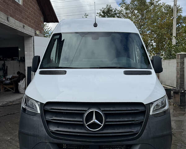 Мерседес Sprinter, об'ємом двигуна 2 л та пробігом 302 тис. км за 39800 $, фото 2 на Automoto.ua