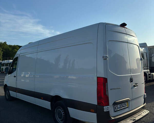 Мерседес Sprinter, объемом двигателя 1.95 л и пробегом 300 тыс. км за 37074 $, фото 6 на Automoto.ua