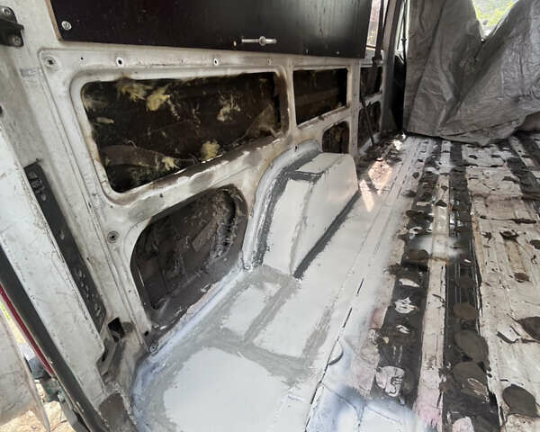 Мерседес Sprinter, объемом двигателя 2.1 л и пробегом 470 тыс. км за 6200 $, фото 8 на Automoto.ua