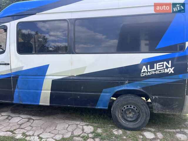 Мерседес Sprinter, объемом двигателя 2.1 л и пробегом 470 тыс. км за 6200 $, фото 4 на Automoto.ua