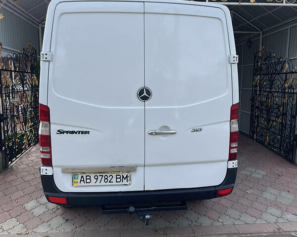 Мерседес Sprinter, объемом двигателя 2.2 л и пробегом 390 тыс. км за 9500 $, фото 4 на Automoto.ua