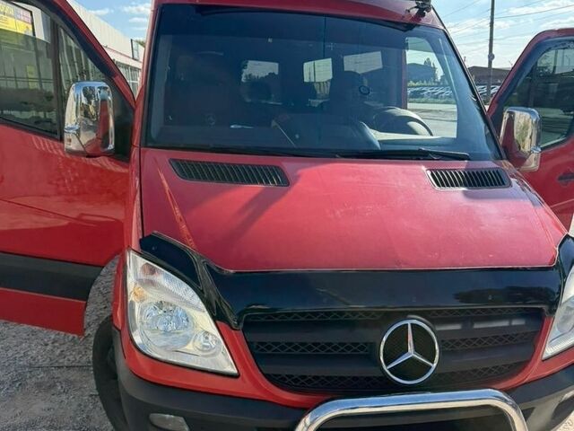 Мерседес Sprinter, объемом двигателя 2.1 л и пробегом 298 тыс. км за 16500 $, фото 1 на Automoto.ua