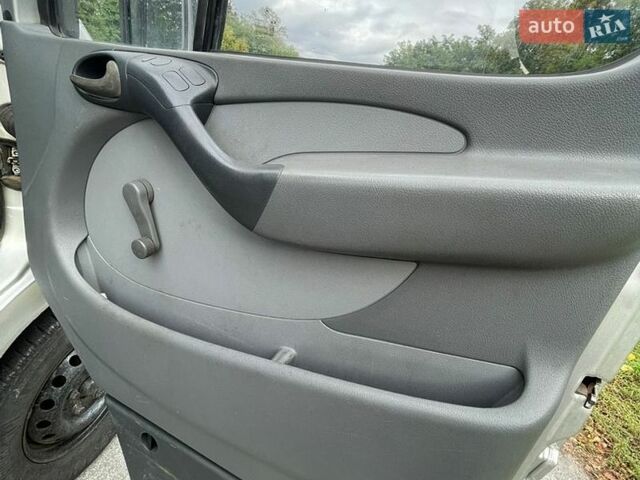 Мерседес Sprinter, об'ємом двигуна 0 л та пробігом 380 тис. км за 6200 $, фото 6 на Automoto.ua