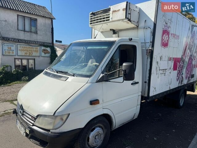 Мерседес Sprinter, объемом двигателя 2.2 л и пробегом 600 тыс. км за 7000 $, фото 4 на Automoto.ua