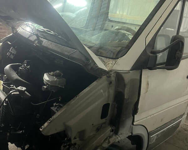 Мерседес Sprinter, объемом двигателя 2.2 л и пробегом 700 тыс. км за 6500 $, фото 2 на Automoto.ua