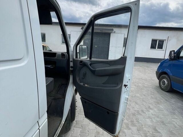 Мерседес Sprinter, об'ємом двигуна 0 л та пробігом 411 тис. км за 14000 $, фото 2 на Automoto.ua