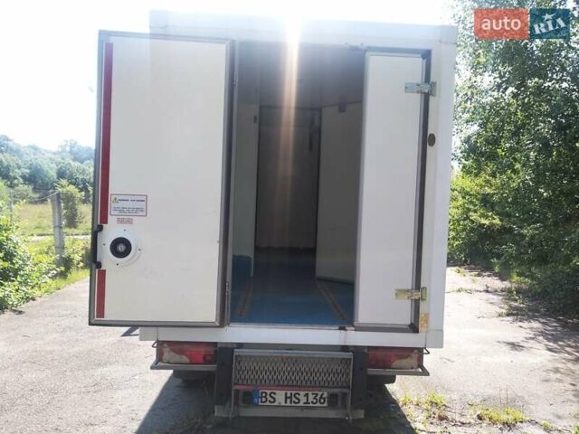 Мерседес Sprinter, объемом двигателя 2.2 л и пробегом 242 тыс. км за 14000 $, фото 19 на Automoto.ua