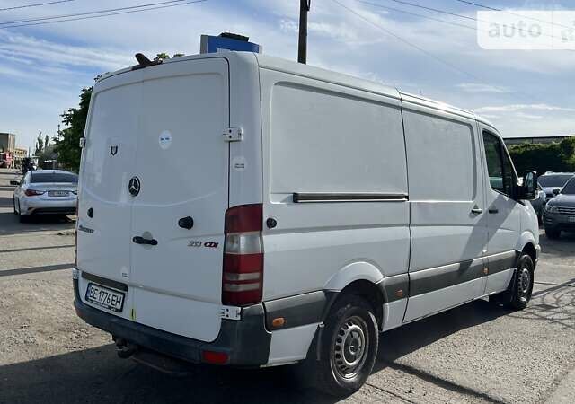 Мерседес Sprinter, об'ємом двигуна 2.14 л та пробігом 451 тис. км за 10990 $, фото 7 на Automoto.ua