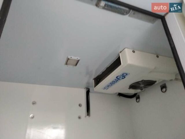 Мерседес Sprinter, объемом двигателя 2.2 л и пробегом 242 тыс. км за 14000 $, фото 21 на Automoto.ua