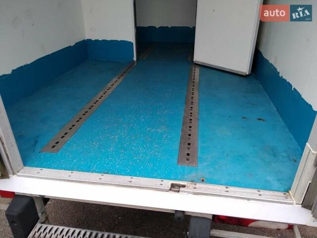 Мерседес Sprinter, объемом двигателя 2.2 л и пробегом 242 тыс. км за 14000 $, фото 17 на Automoto.ua