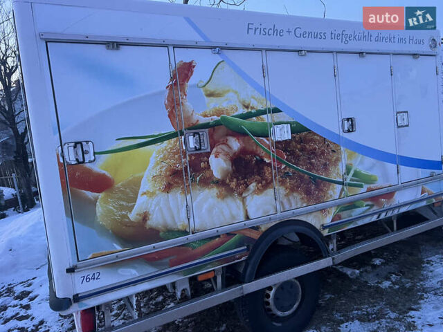 Мерседес Sprinter, объемом двигателя 2.2 л и пробегом 287 тыс. км за 18300 $, фото 3 на Automoto.ua