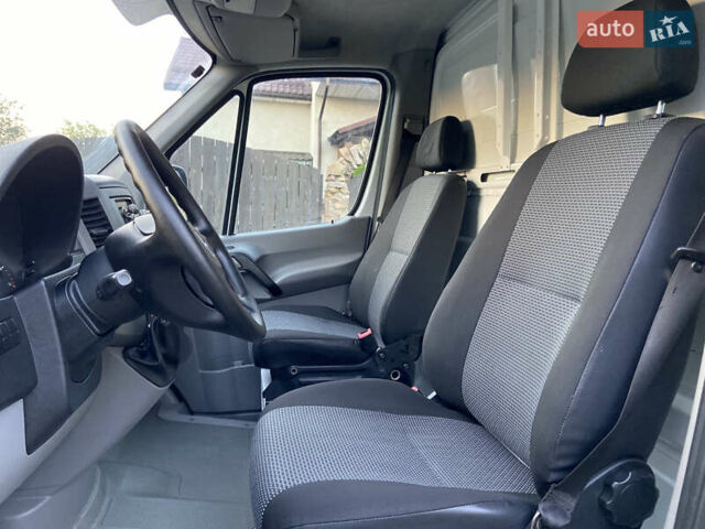 Мерседес Sprinter, об'ємом двигуна 0 л та пробігом 237 тис. км за 18500 $, фото 16 на Automoto.ua