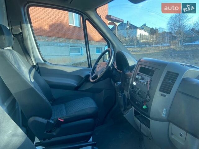 Мерседес Sprinter, об'ємом двигуна 2.2 л та пробігом 288 тис. км за 17900 $, фото 11 на Automoto.ua