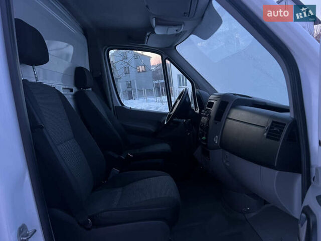 Мерседес Sprinter, объемом двигателя 2.2 л и пробегом 287 тыс. км за 18300 $, фото 8 на Automoto.ua