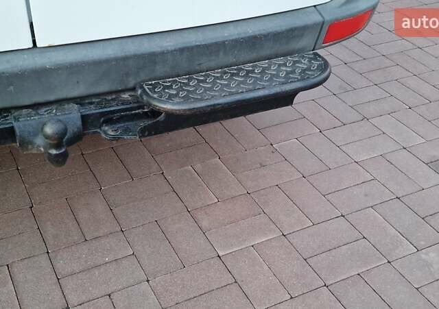 Мерседес Sprinter, объемом двигателя 2.2 л и пробегом 120 тыс. км за 14500 $, фото 3 на Automoto.ua