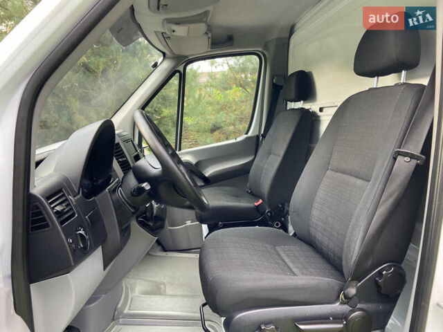 Мерседес Sprinter, объемом двигателя 2.2 л и пробегом 299 тыс. км за 22500 $, фото 13 на Automoto.ua