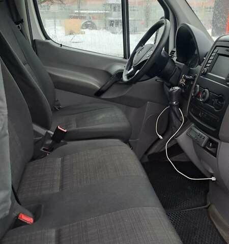 Мерседес Sprinter, объемом двигателя 2.2 л и пробегом 587 тыс. км за 22000 $, фото 17 на Automoto.ua