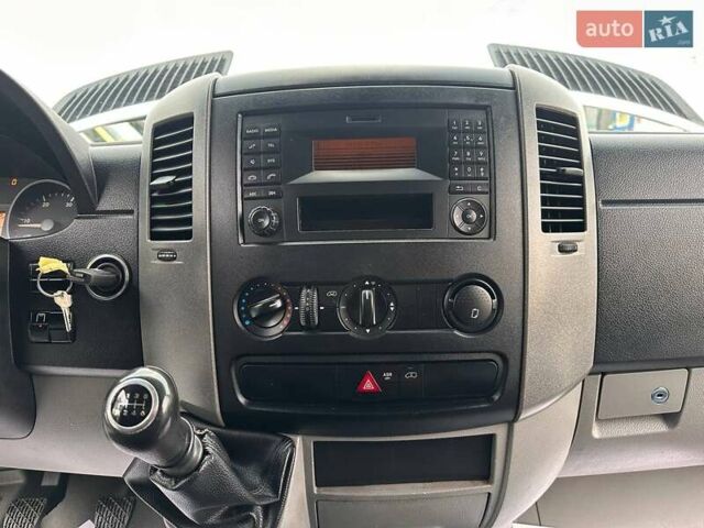 Мерседес Sprinter, об'ємом двигуна 2.2 л та пробігом 191 тис. км за 19800 $, фото 35 на Automoto.ua