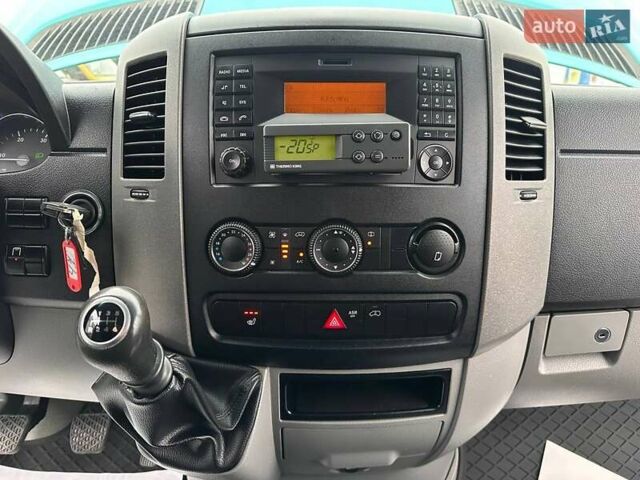 Мерседес Sprinter, об'ємом двигуна 2.2 л та пробігом 200 тис. км за 26800 $, фото 33 на Automoto.ua