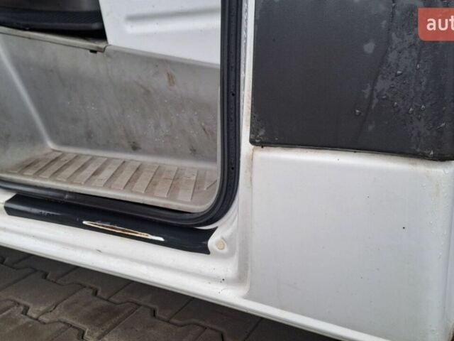 Мерседес Sprinter, об'ємом двигуна 2.2 л та пробігом 587 тис. км за 19000 $, фото 13 на Automoto.ua