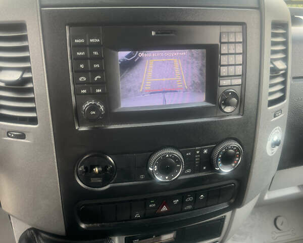 Мерседес Sprinter, объемом двигателя 2.2 л и пробегом 260 тыс. км за 21800 $, фото 17 на Automoto.ua