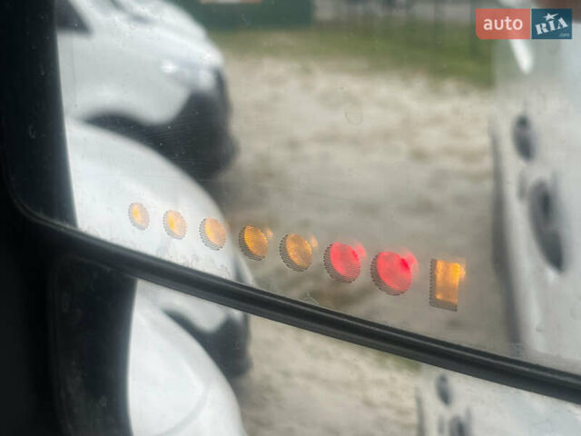 Мерседес Sprinter, объемом двигателя 2.2 л и пробегом 260 тыс. км за 21800 $, фото 24 на Automoto.ua