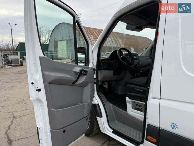 Мерседес Sprinter, объемом двигателя 2.2 л и пробегом 267 тыс. км за 22700 $, фото 48 на Automoto.ua
