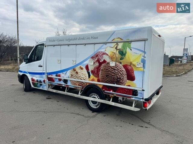 Мерседес Sprinter, объемом двигателя 2.1 л и пробегом 240 тыс. км за 24990 $, фото 2 на Automoto.ua