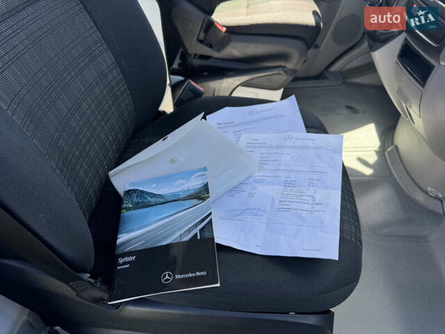 Мерседес Sprinter, об'ємом двигуна 2.1 л та пробігом 263 тис. км за 25600 $, фото 8 на Automoto.ua
