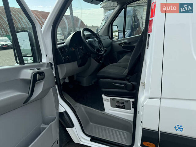 Мерседес Sprinter, объемом двигателя 2.2 л и пробегом 267 тыс. км за 22500 $, фото 16 на Automoto.ua