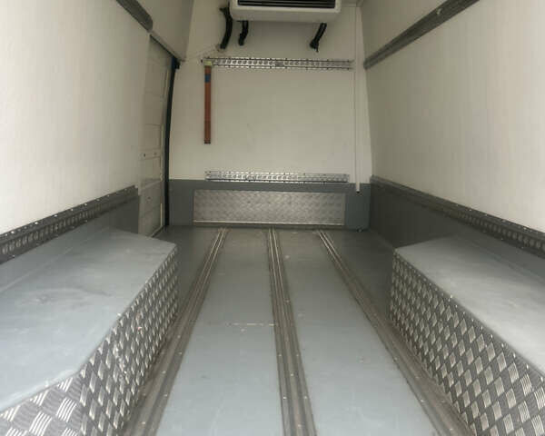 Мерседес Sprinter, объемом двигателя 2.2 л и пробегом 260 тыс. км за 21800 $, фото 8 на Automoto.ua