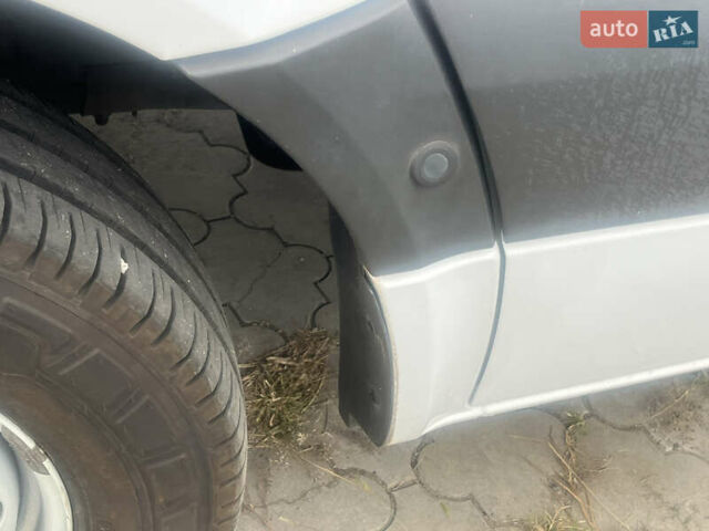 Мерседес Sprinter, объемом двигателя 2.2 л и пробегом 260 тыс. км за 21800 $, фото 25 на Automoto.ua