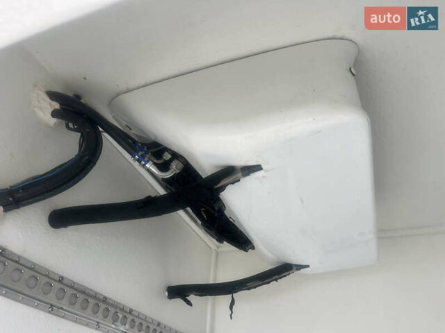 Мерседес Sprinter, объемом двигателя 2.2 л и пробегом 260 тыс. км за 21800 $, фото 14 на Automoto.ua