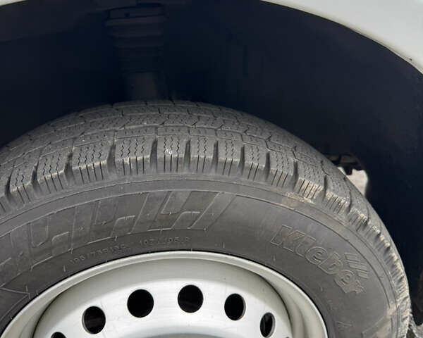 Мерседес Sprinter, объемом двигателя 3 л и пробегом 300 тыс. км за 31000 $, фото 9 на Automoto.ua