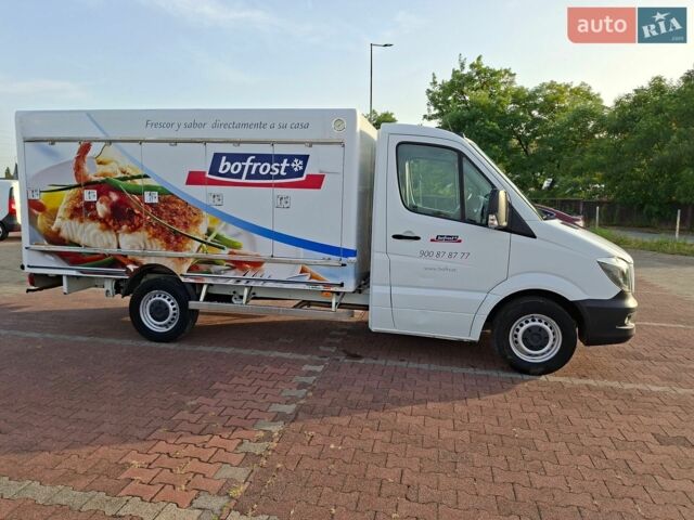 Мерседес Sprinter, объемом двигателя 0 л и пробегом 299 тыс. км за 20900 $, фото 2 на Automoto.ua
