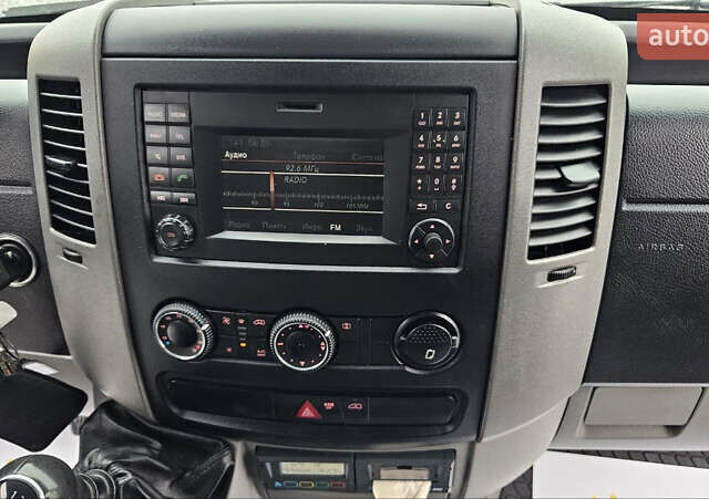 Мерседес Sprinter, об'ємом двигуна 2 л та пробігом 190 тис. км за 20800 $, фото 31 на Automoto.ua