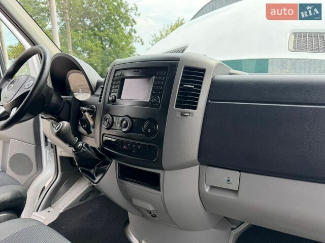 Мерседес Sprinter, объемом двигателя 0 л и пробегом 204 тыс. км за 28900 $, фото 42 на Automoto.ua