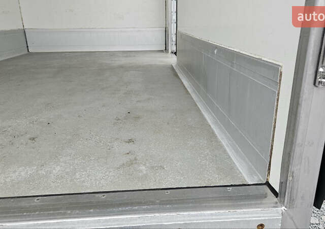 Мерседес Sprinter, об'ємом двигуна 2 л та пробігом 190 тис. км за 20800 $, фото 24 на Automoto.ua