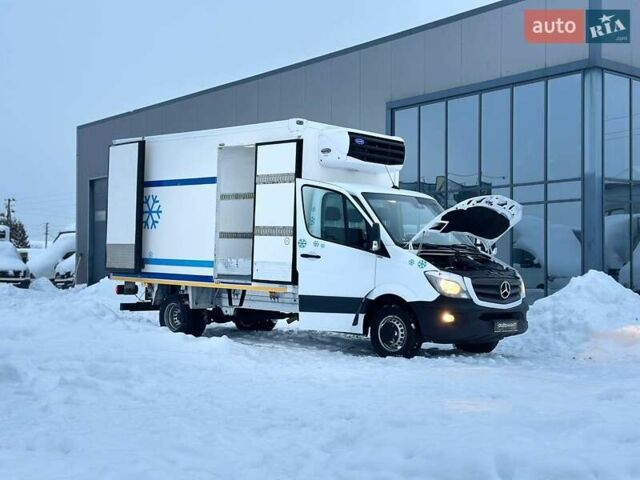 Мерседес Sprinter, объемом двигателя 2.2 л и пробегом 175 тыс. км за 27800 $, фото 17 на Automoto.ua