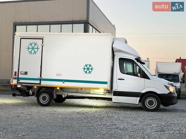 Мерседес Sprinter, объемом двигателя 2.2 л и пробегом 200 тыс. км за 21900 $, фото 1 на Automoto.ua