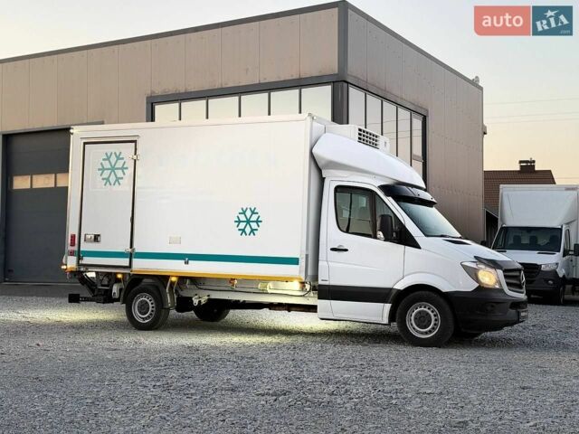 Мерседес Sprinter, объемом двигателя 2.2 л и пробегом 200 тыс. км за 21900 $, фото 2 на Automoto.ua