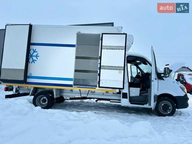 Мерседес Sprinter, объемом двигателя 2.2 л и пробегом 175 тыс. км за 27800 $, фото 14 на Automoto.ua