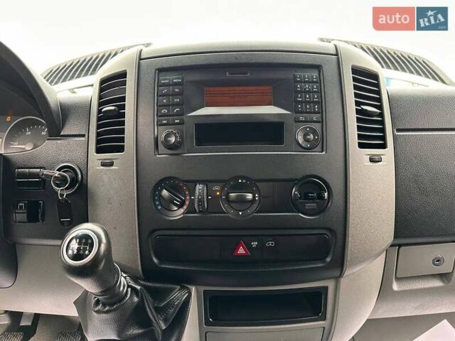 Мерседес Sprinter, об'ємом двигуна 2.2 л та пробігом 194 тис. км за 21800 $, фото 33 на Automoto.ua