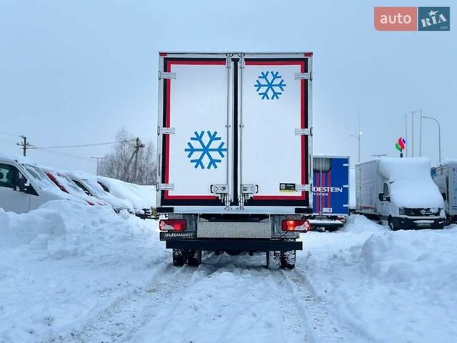 Мерседес Sprinter, объемом двигателя 2.2 л и пробегом 175 тыс. км за 27800 $, фото 12 на Automoto.ua