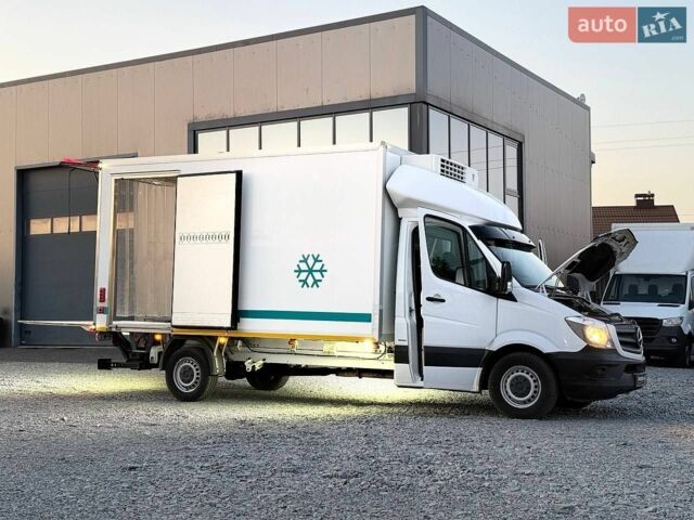 Мерседес Sprinter, объемом двигателя 2.2 л и пробегом 200 тыс. км за 21900 $, фото 19 на Automoto.ua