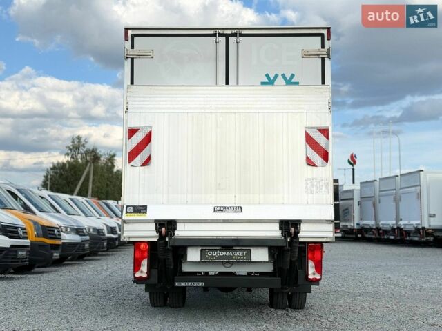 Мерседес Sprinter, объемом двигателя 2.2 л и пробегом 200 тыс. км за 27900 $, фото 17 на Automoto.ua