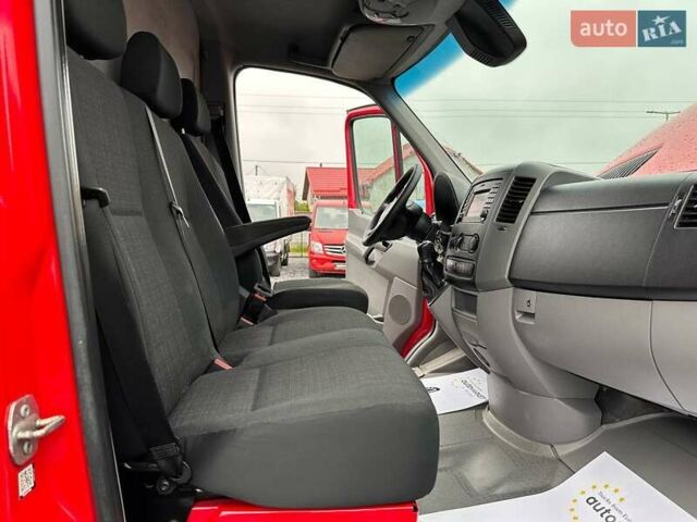 Мерседес Sprinter, объемом двигателя 2.2 л и пробегом 187 тыс. км за 28900 $, фото 14 на Automoto.ua